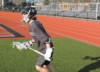 Bergstrom and Wood Lead Duxbury to Win