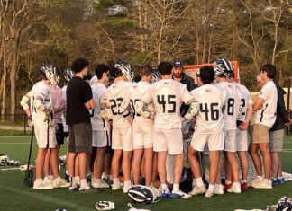 Lincoln-Sudbury 10, Duxbury 9 – Warriors hang on late to take down Dragons